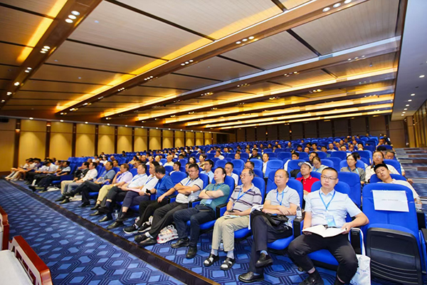 會(huì)議現(xiàn)場(chǎng) /cxyq/20240812084226-Foy_8nvnx0ocDoUldkZ3aANAE5mu.jpg