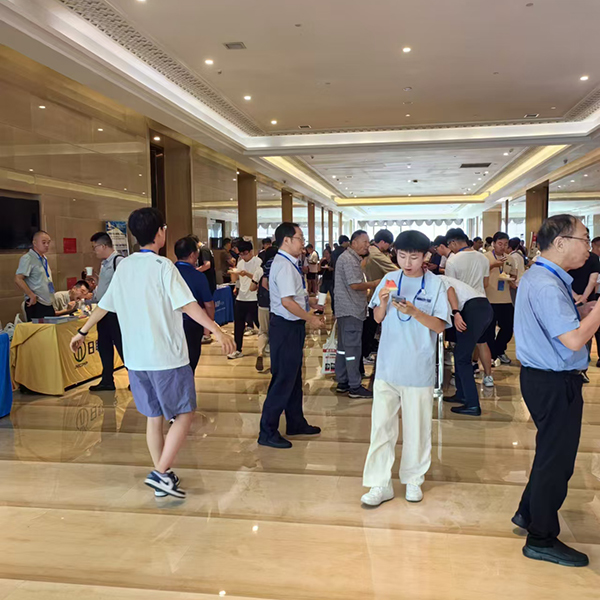 展商展示優(yōu)質(zhì)產(chǎn)品 /cxyq/20240812084255-FpSzd3JRrCOkR7GJIiifdSmef5Rh.jpg